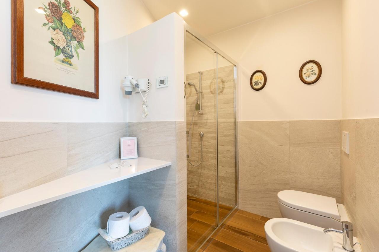 Apartment Villa Rubino Apartment Con Giardino E Jacuzzi Vista Lago *